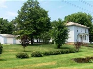 5207 Avalon Rd NW, Malvern, OH 44644