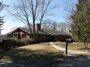 212 Wilmar Dr, Pittsburgh, PA 15238