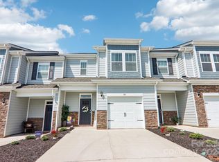 80 Creekview Rd, Hendersonville, NC 28792