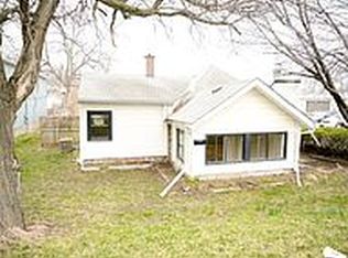 2502 S 60th St, Omaha, NE 68106