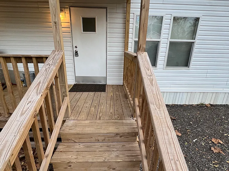 201 Rocky Ave — Photo 31