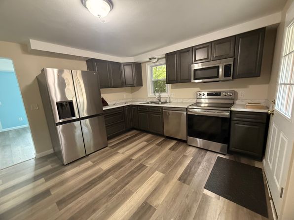9 Lincoln Dr UNIT B