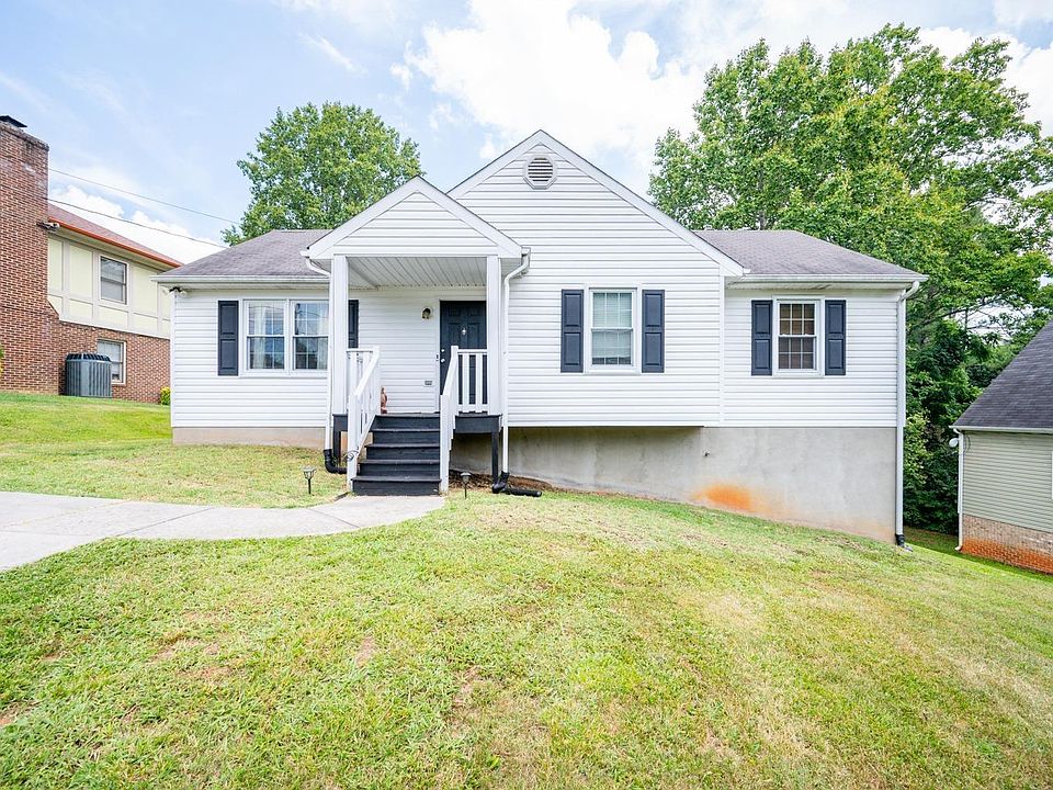 1st image of 215 Omega Dr