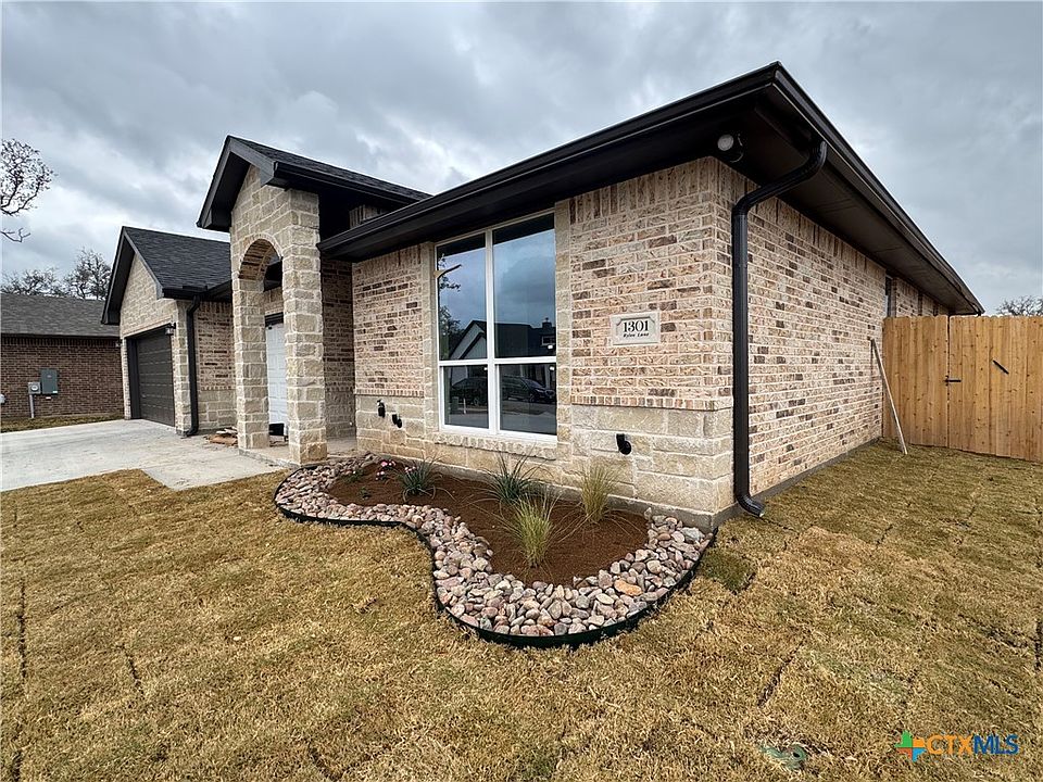 1st image of 1301 Rylee Ln