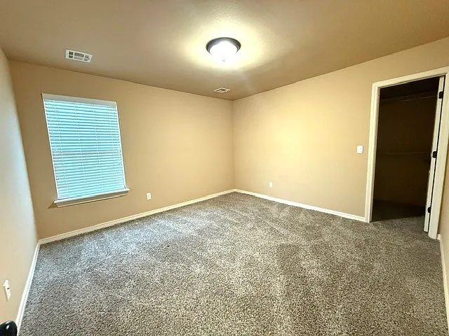 1200 S Kalanchoe Ave — Photo 37