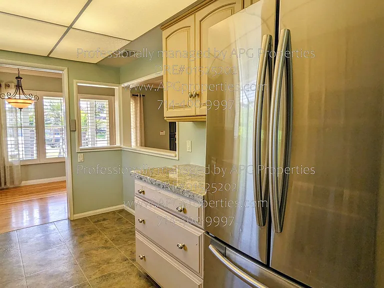 1022 N Baker St — Photo 16