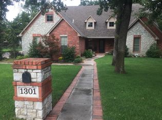 1301 N Davis Ave, Oklahoma City, OK 73127