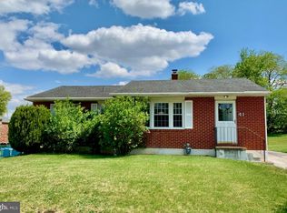 41 E Edinburgh Dr, New Castle, DE 19720