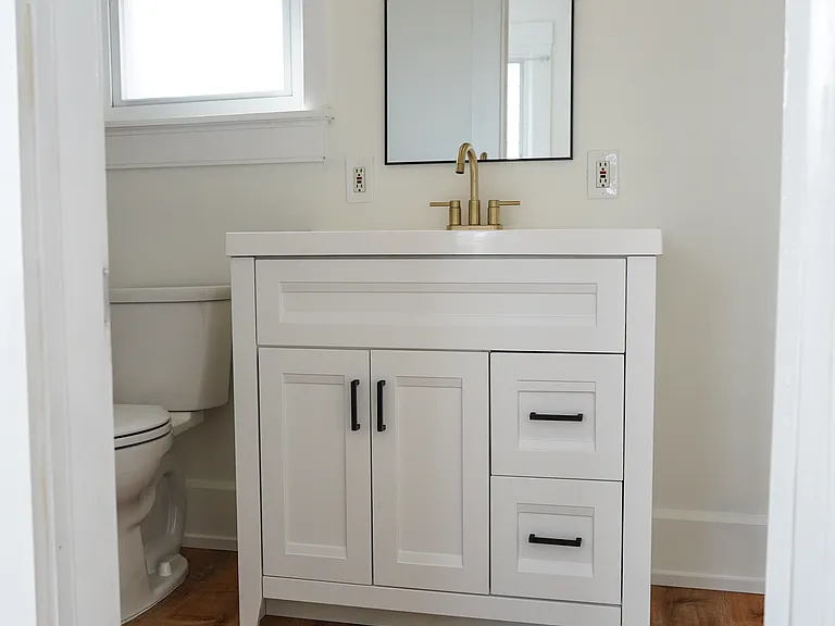 Newly-renovated, never-used full bath.