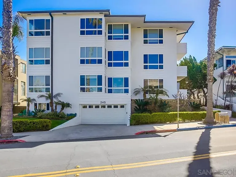 245 Coast Blvd #D2 — Photo 2