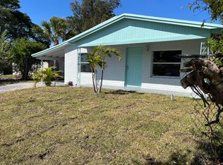 832 W 6th St, Riviera Beach, FL 33404