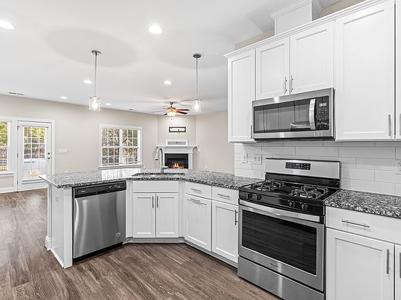 3rd image of 613 Barneswyck Dr