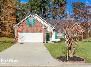 1643 Mission Park Dr, Loganville, GA 30052