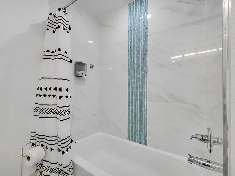 Bathoom 2
