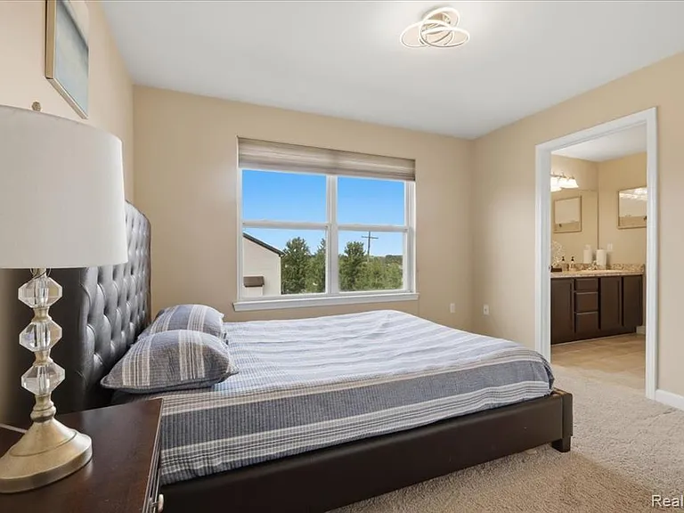 4810 E Stonegate Cir — Photo 23