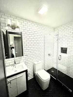 Rented by Pear NYC LLC | media 44