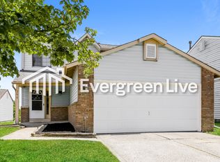 5275 Traditions Rd, Indianapolis, IN 46235