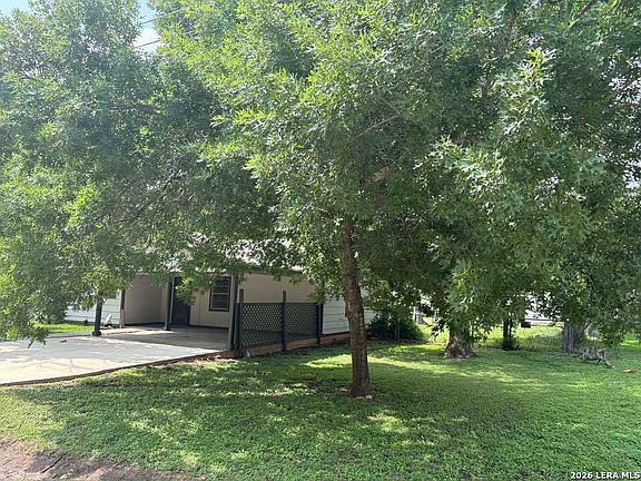 2nd image of 302 BOOSTER ST