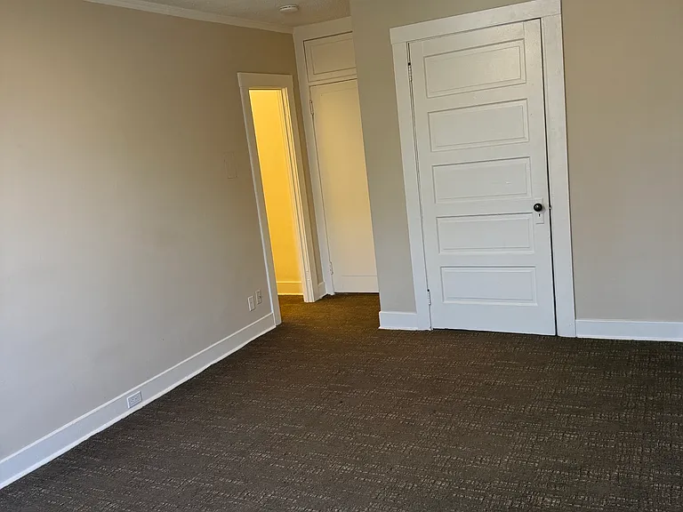 1235 E 14th Ave #23 — Photo 3