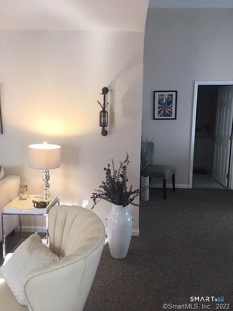 1 bed, 1.0 bath, 932 sqft, $2,425 — Photo 3