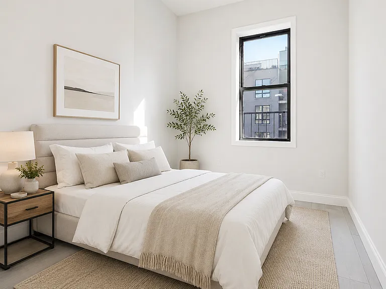 698 Hancock St #2L — Photo 7
