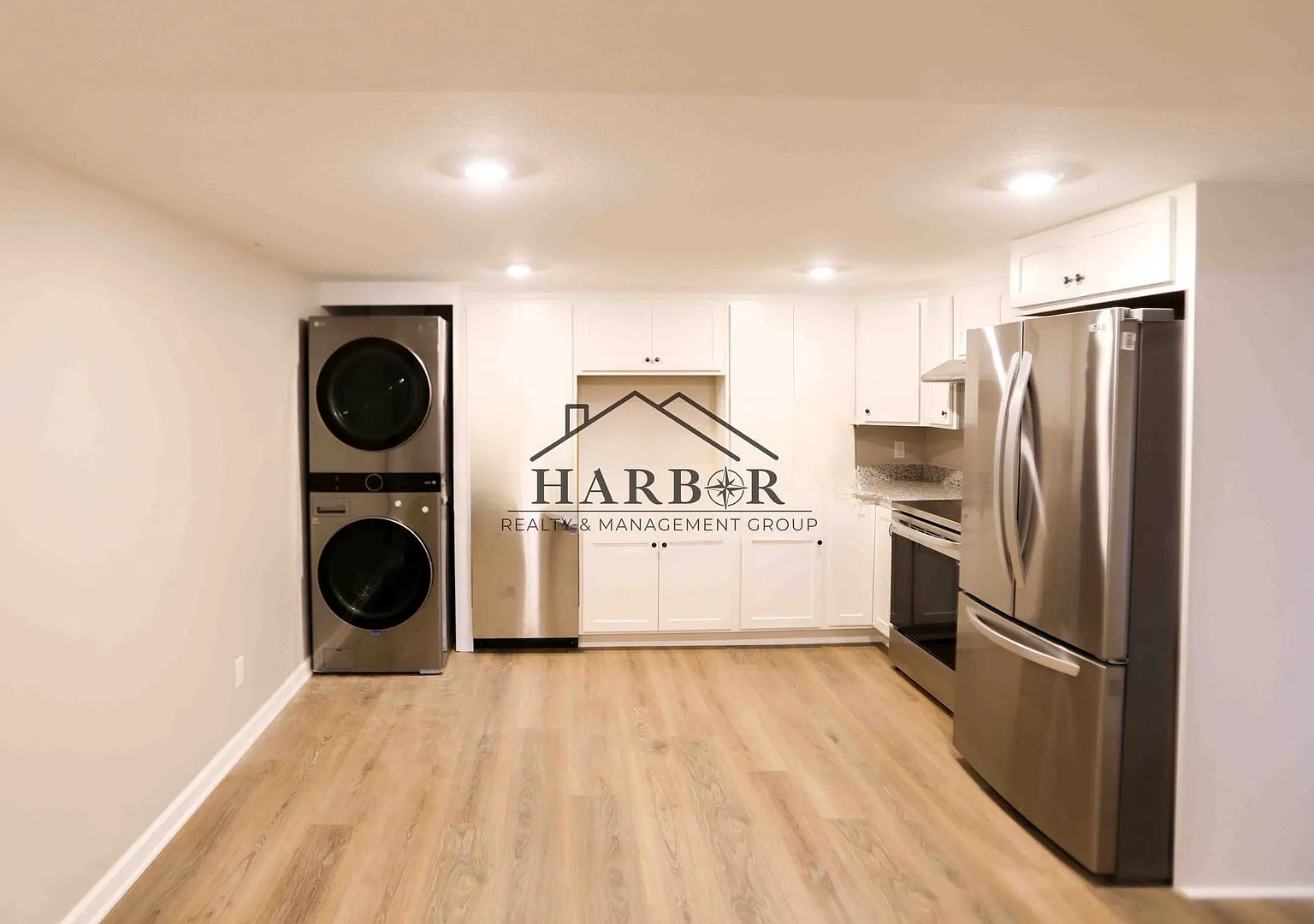 319 14th St SW-Move in Special! 1/2 off your first month of rent!! — Photo 1