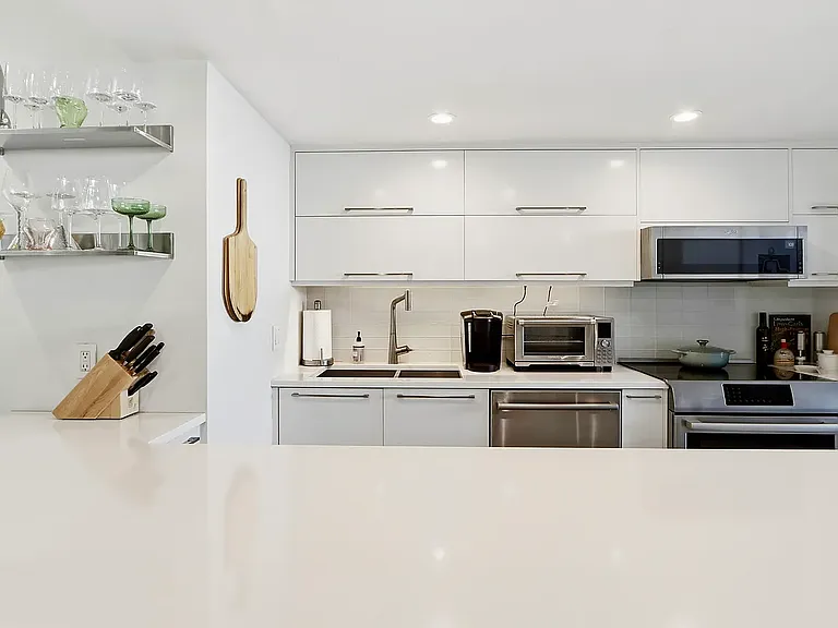 4411 N 40th St #51 — Photo 7