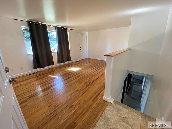 2nd image of 421 Gagon Dr