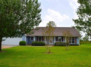 224 Le Doux Rd, Winnie, TX 77665