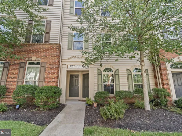 42115 Piebald Sq, Aldie, VA 20105