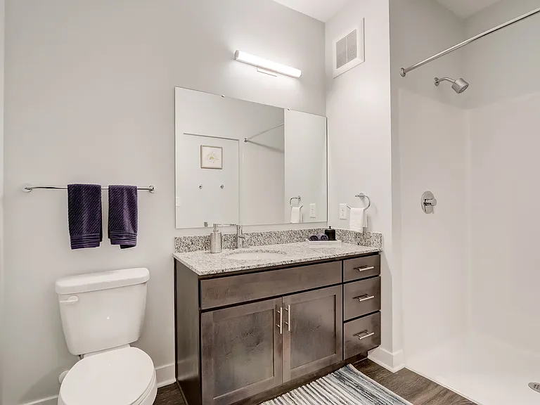 Wesmont — Photo 66