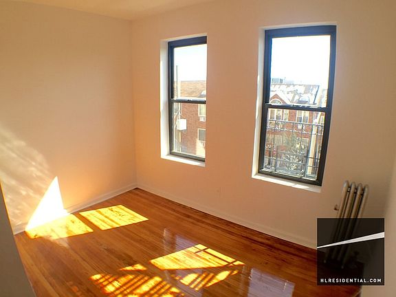 2nd image of 3114 42nd St #18