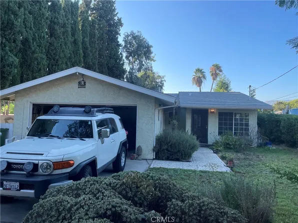 9547 Sunland Blvd, Sunland, CA 91040