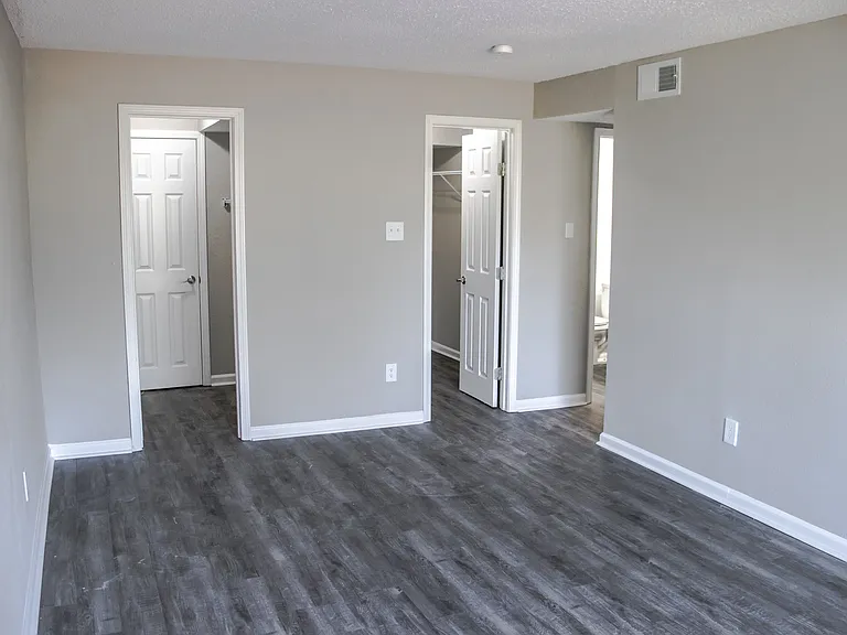 The Residences at Bella Vista — Photo 18