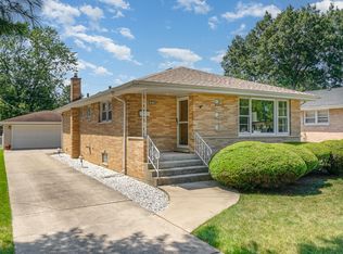 18768 Sherman St, Lansing, IL 60438