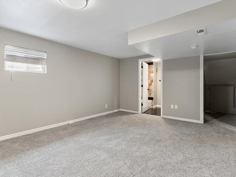 4628 S Flanders Way — Photo 37
