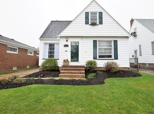 8324 Kenton Ave, Parma, OH