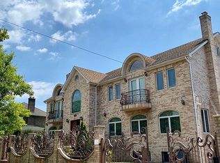 11014 69th Rd, Forest Hills, NY 11375