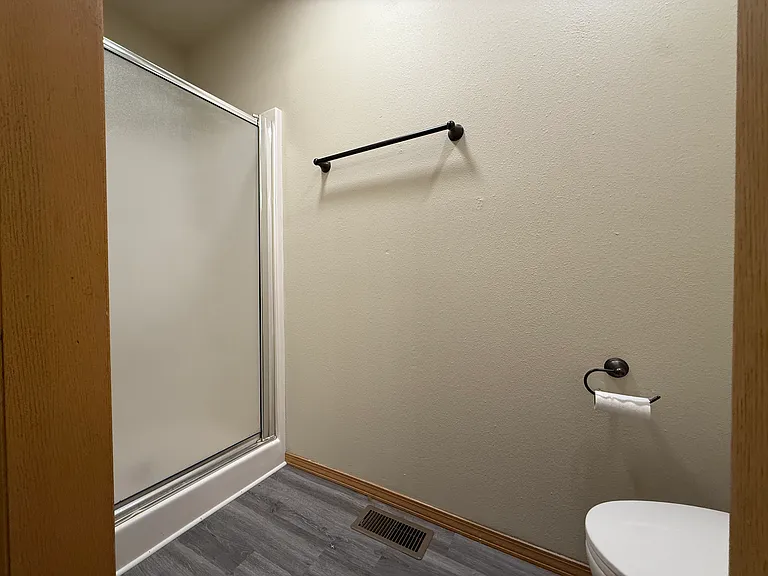 1453 S Lone Pine Ave — Photo 21