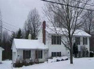 2075 Custer Orangeville Rd, Masury, OH 44438