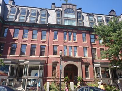 201 Newbury St APT 307, Boston, MA, 02116