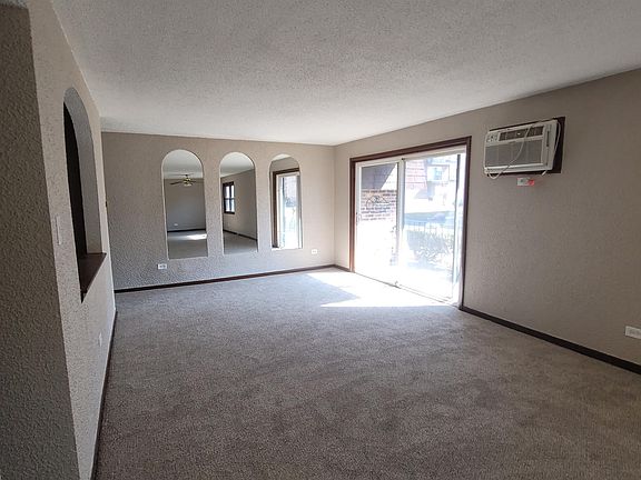 2nd image of 10425 Mason Ave #10734841