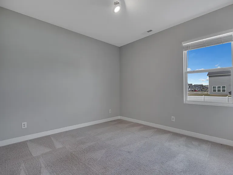 76 Fernleaf Dr — Photo 25