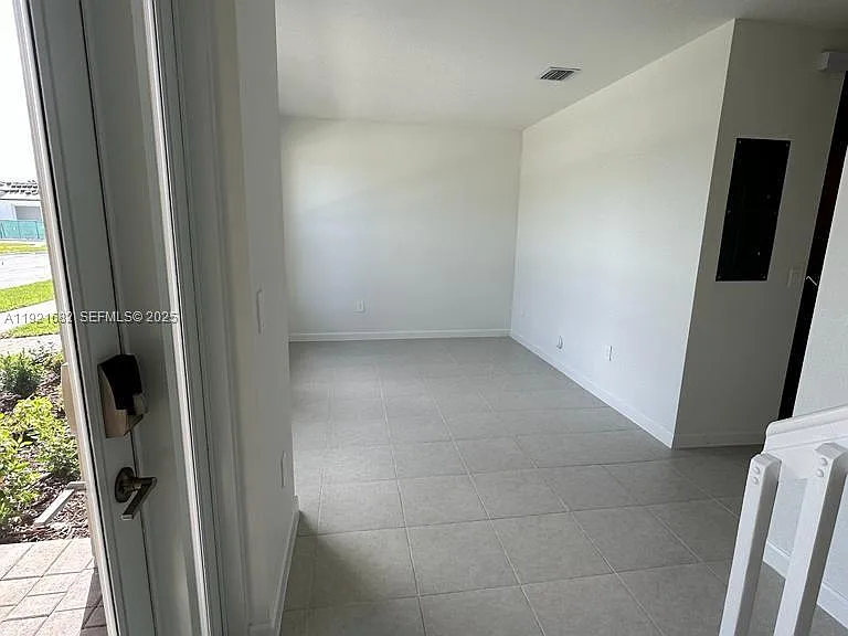 14816 SW 265th St — Photo 11