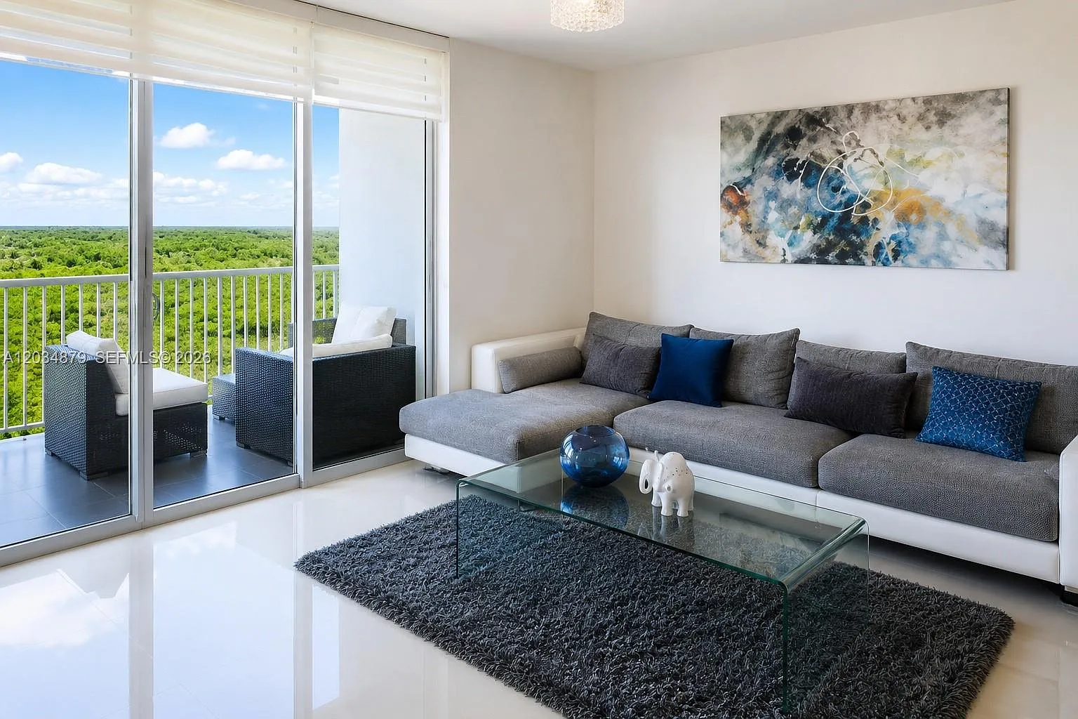 3 bed, 3.5 bath, $4,200 — Photo 1