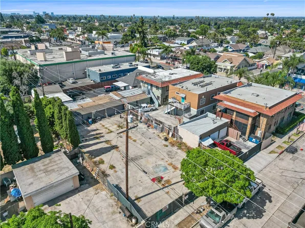 112 E Camile St #4, Santa Ana, CA 92701