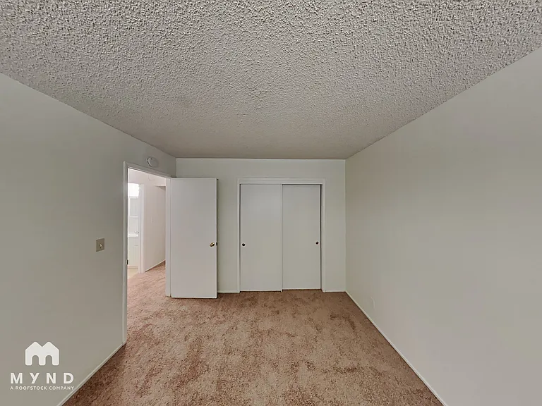 870 Burbank Dr #5 — Photo 9
