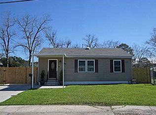 28 Vivian Ct, New Orleans, LA 70131