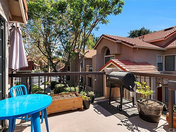 2nd image of 2367 Archwood Ln Unit 166