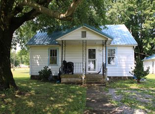 203 N Bond St, Sims, IL 62886